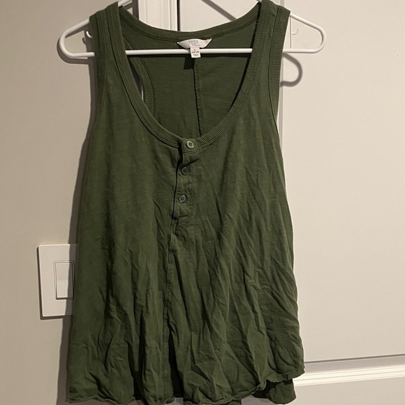 Time and Tru Buttoned Tank Top - Picture 1 of 5